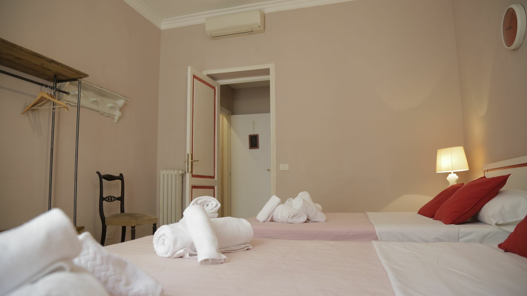 Coral Guest House Рим Екстер'єр фото